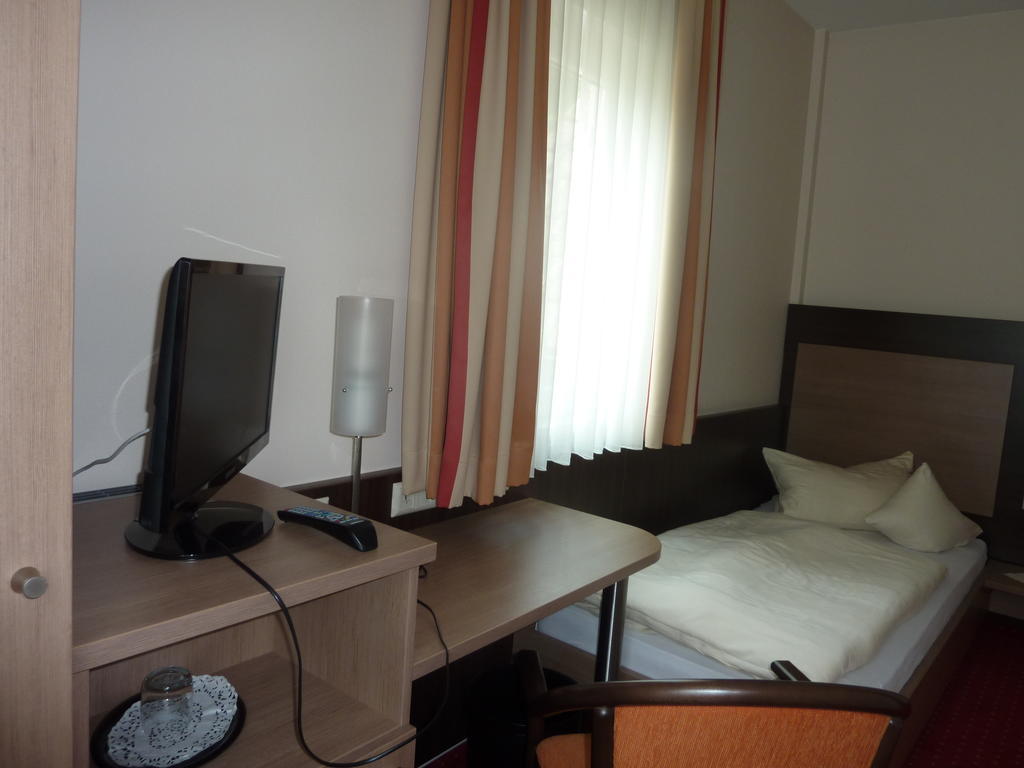 Hotel Gasthof Koenig Karl Freudenstadt Bilik gambar