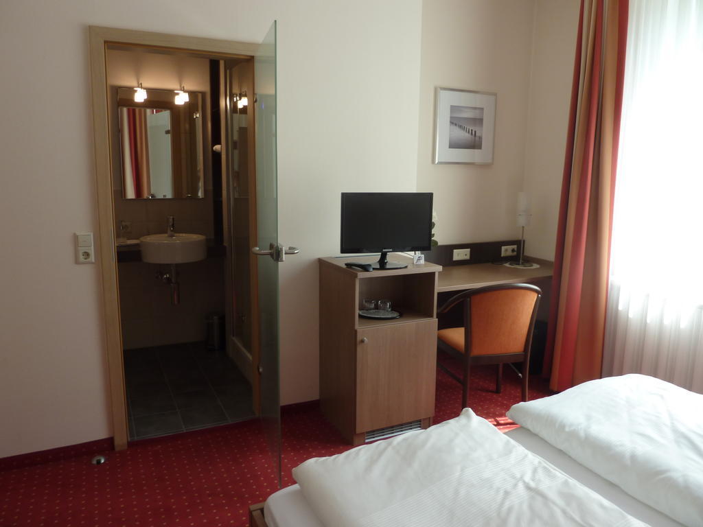Hotel Gasthof Koenig Karl Freudenstadt Bilik gambar